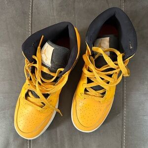 Nike Air Jordan 1 Mid